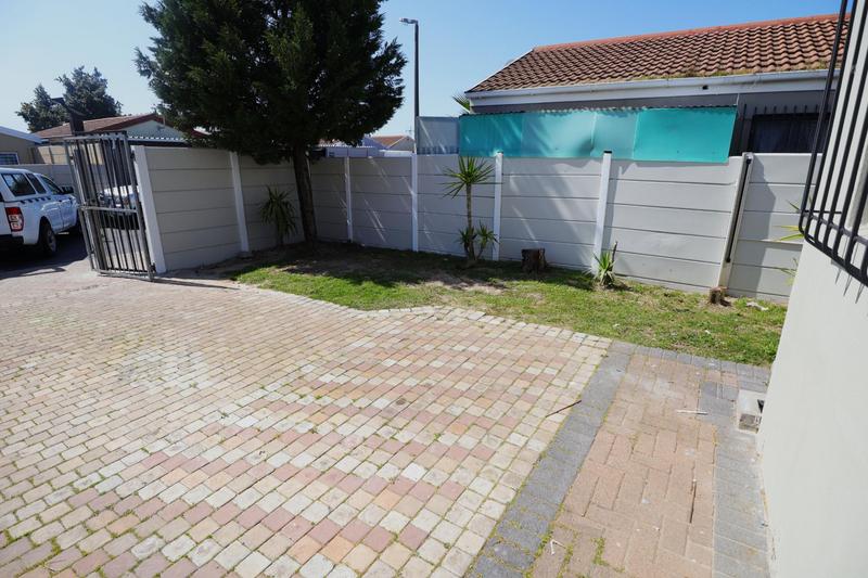 2 Bedroom Property for Sale in Bonny Brook Western Cape